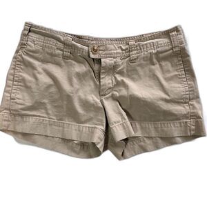 GAP Shorts SZ 6 Khaki Women's Everyday Favorite Normcore Minimalist Casual